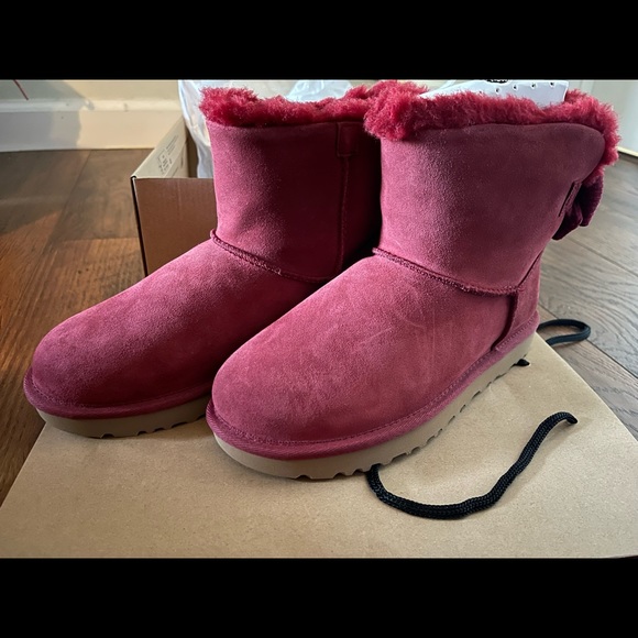Sold Ugg boots - Picture 3 of 5